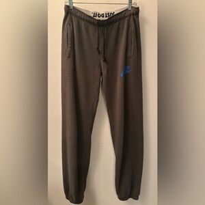 Nike Rally sweatpants, women’s size small in dark green
